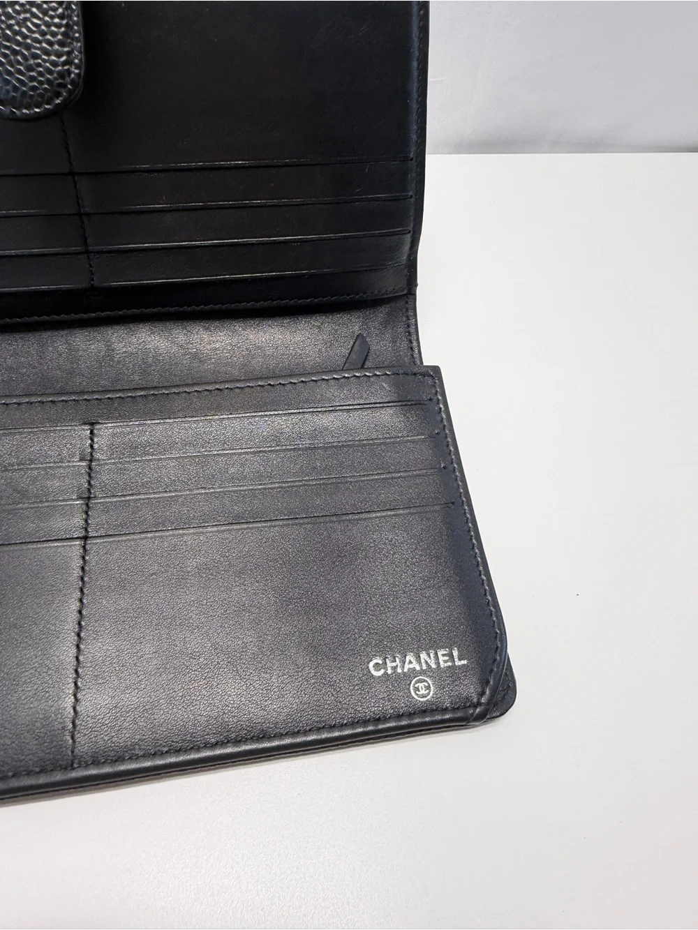 CHANEL Black Caviar Leather Card Holder Wallet with CC Emblem
